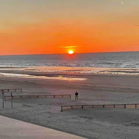 In Ostend With Stunning Sea View Коксейде